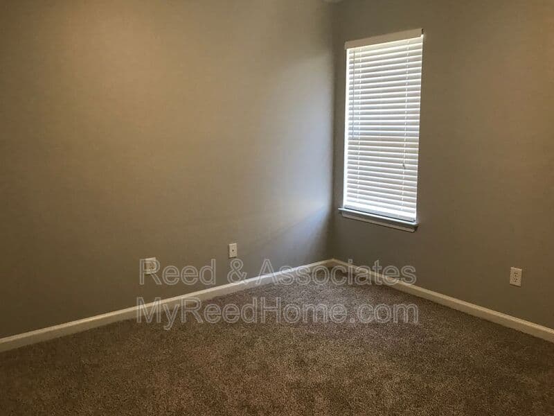 Cordova House: 1160 Breezy Valley Drive