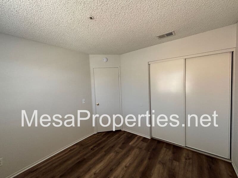Fontana House: 14721 Cinnamon Dr