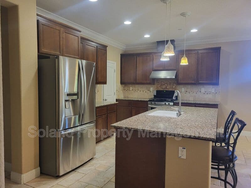 Fairfield House: 3891 Danbury Way