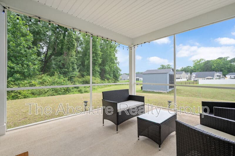 Angier House: 121 Barnwell Loop
