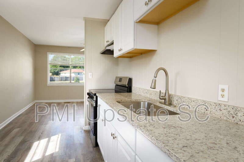 Honea Path Condo: 700 Brook Street