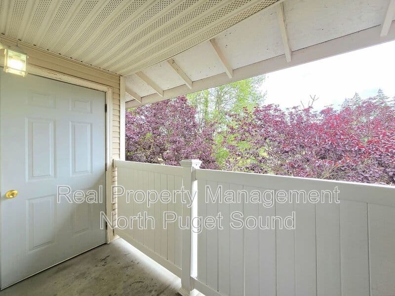 Marysville House: 11811 State Ave