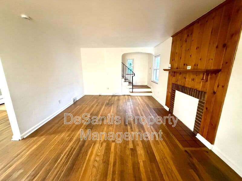 Pittsburgh House: 2725 Glen Mawr Street