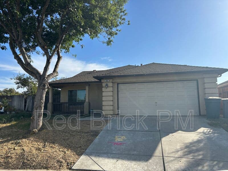 Merced House: 232 Olivia Ct