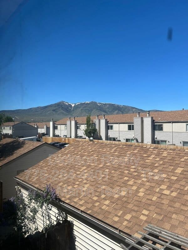 Reno House: 14002 Lear Blvd