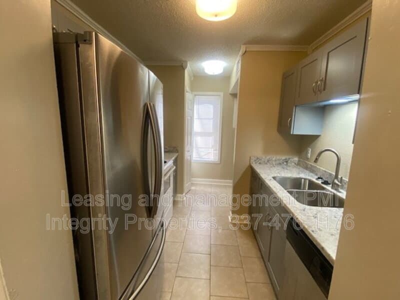 Lafayette Townhome: 25 Morning Glory Sq