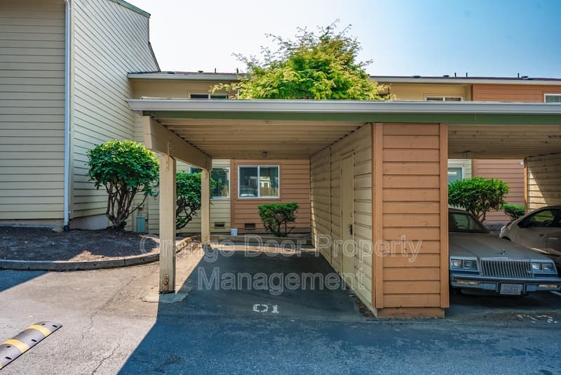 Kent Condo: 23601 112th Avenue SoutheastA102