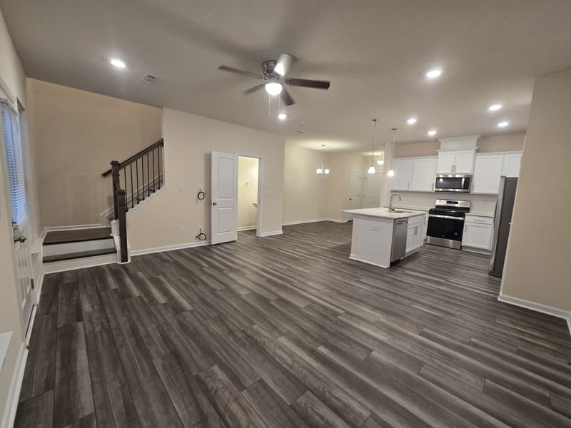 Jamestown Townhome: 4028 Beckton Trail