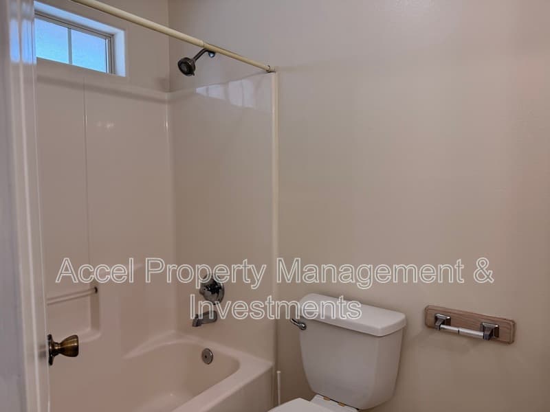 Pharr Condo: 1601 E Coyote