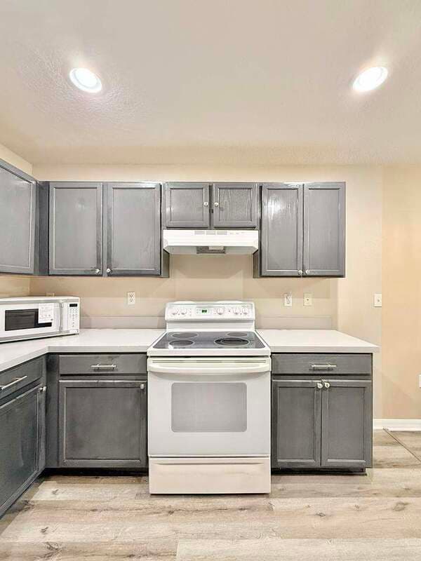 Brandon Townhome: 2516 Oleander Lakes Drive