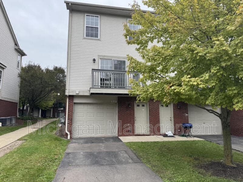 Ann Arbor Condo: 3107 Promenade Cir
