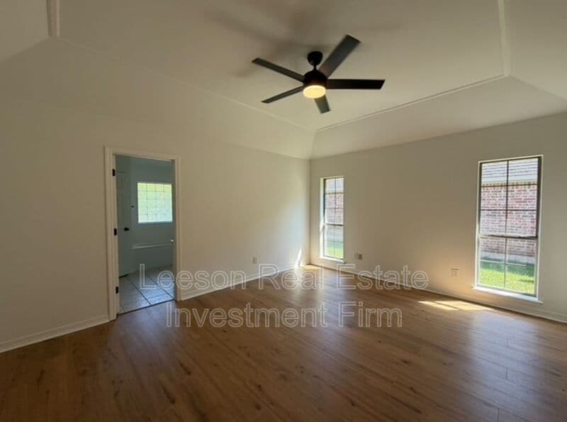 Bossier City House: 3120 Stockwell Rd