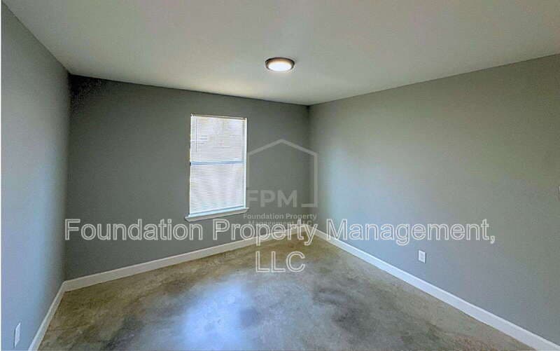Memphis House: 555 Monteagle Drive