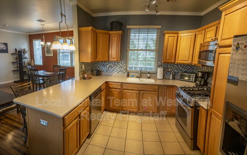 Flagstaff Townhome: 2439 West Silverton Drive