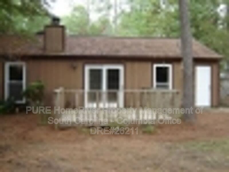 Columbia House: 109 Whitwood Circle