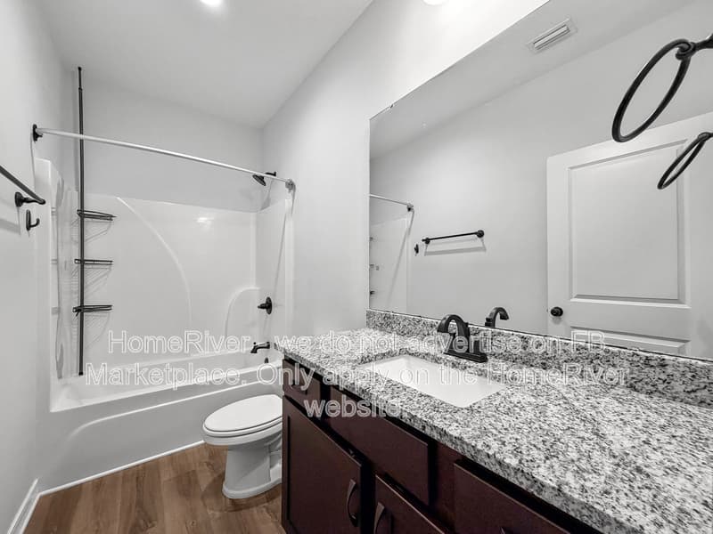 Navarre House: 1719 Sound Haven Ct