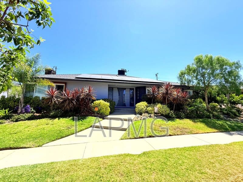 Los Angeles House: 5500 Shenandoah Avenue