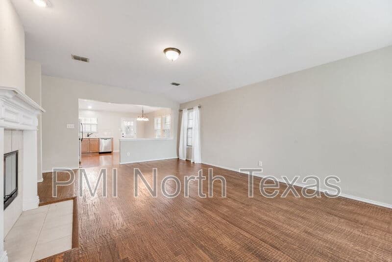 Little Elm House: 2677 Calmwater Drive