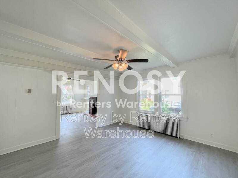 Norfolk House: 1084 Norview Avenue