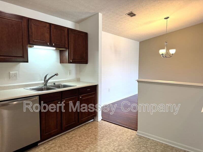 Louisville Condo: 5301 Pacer Lane