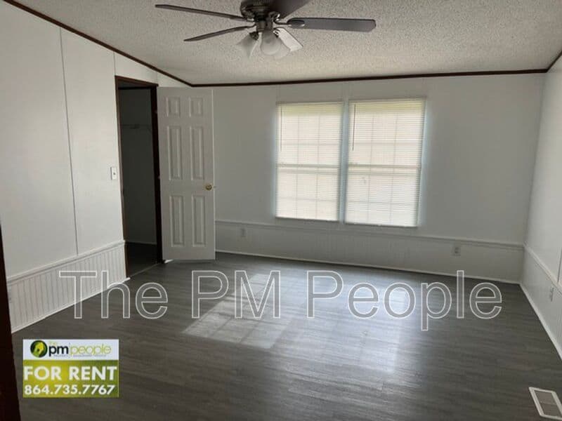 Easley House: 920 Prince Perry Rd.