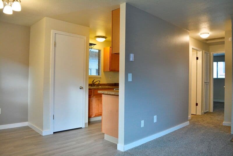 PORTLAND Condo: 525 NW 18TH AVE