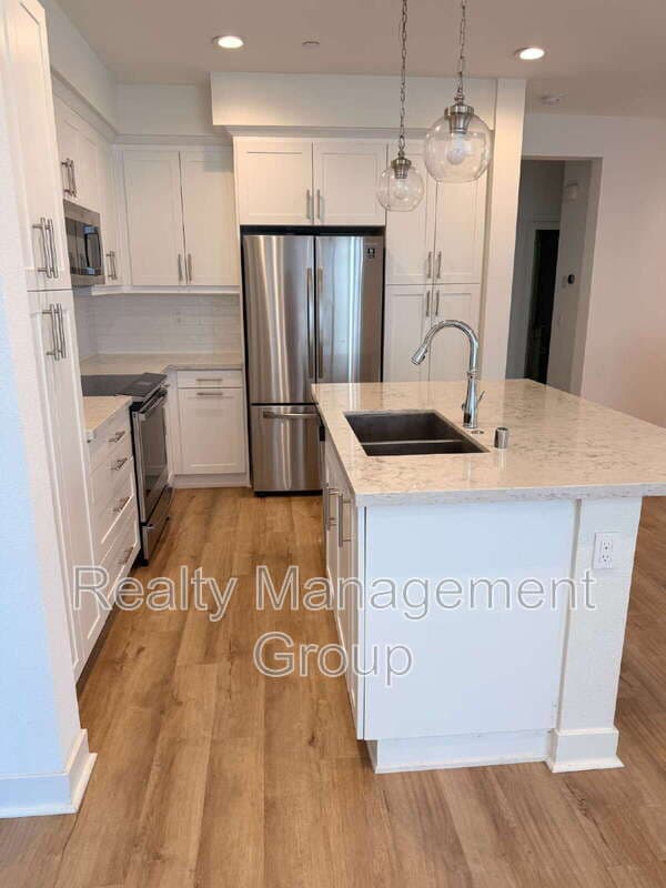 Santee House: 8711 Aruba Lane