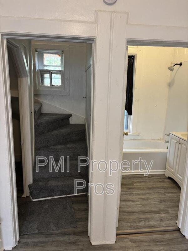 Milwaukee House: 615 W Chambers St