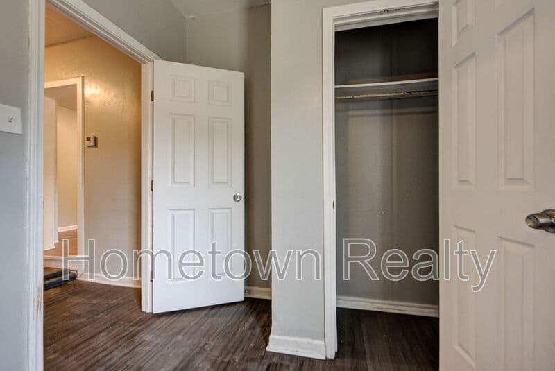 Oklahoma City House: 1801 E Madison Street
