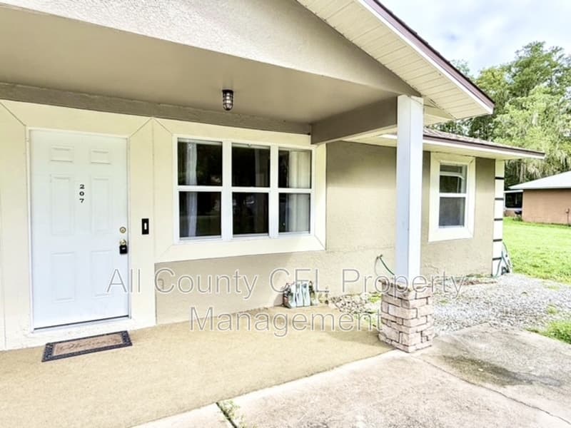 Groveland Condo: 205 Wendell Ave