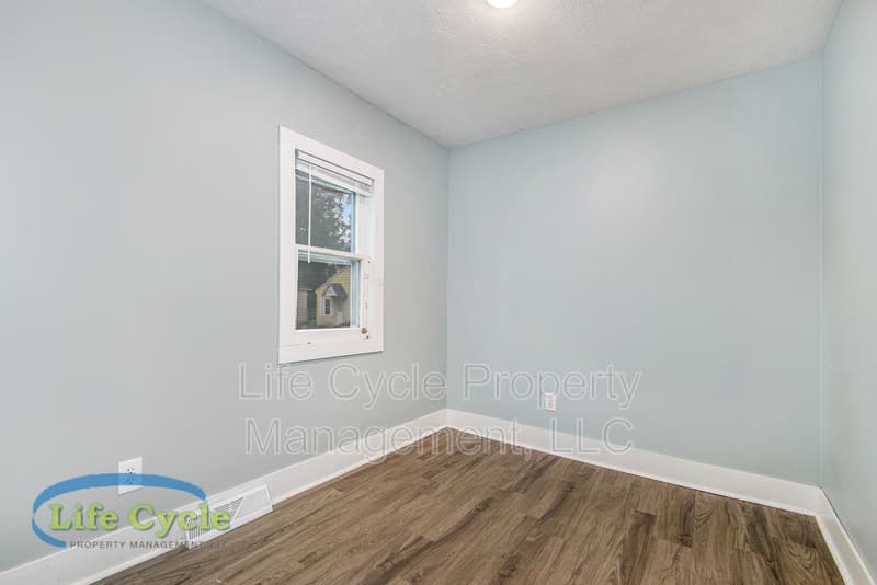 Grand Rapids House: 1310 Beechwood