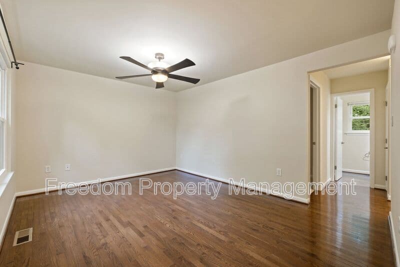 Woodbridge House: 5256 Sudberry Ln