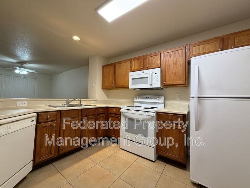 JACKSONVILLE Townhome: 8550 ARGYLE BUSINESS LOOP