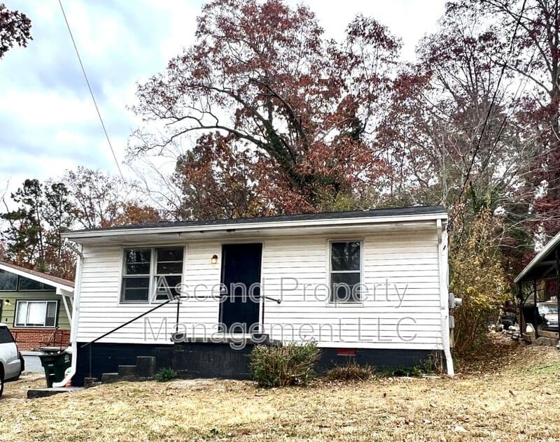Chattanooga House: 623 Belle Vista Ave