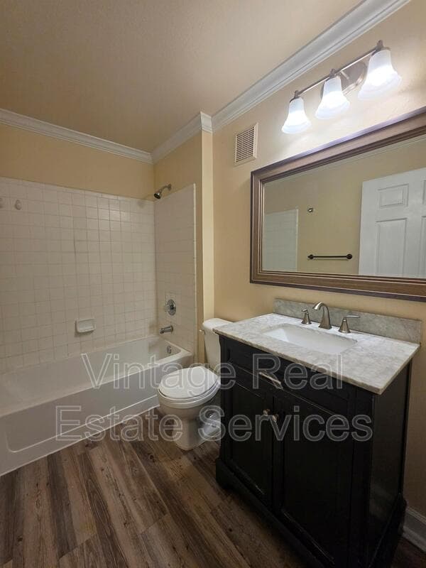 Tampa Condo: 18563 Bridle Club Drive