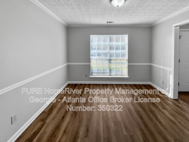 Riverdale House: 8432 Cedar Creek Rdg