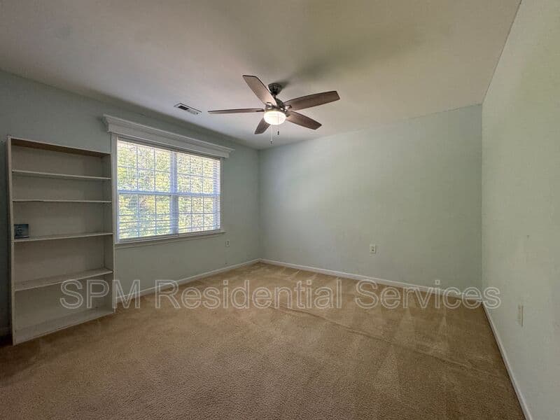 Leland House: 9837 N. Olde Towne Wynd SE