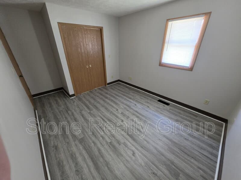 Clinton Condo: 700 S 7th St