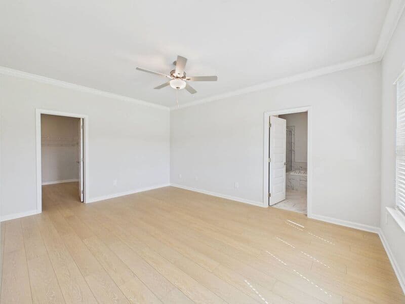 Madison House: 155 Clift Creek Dr.