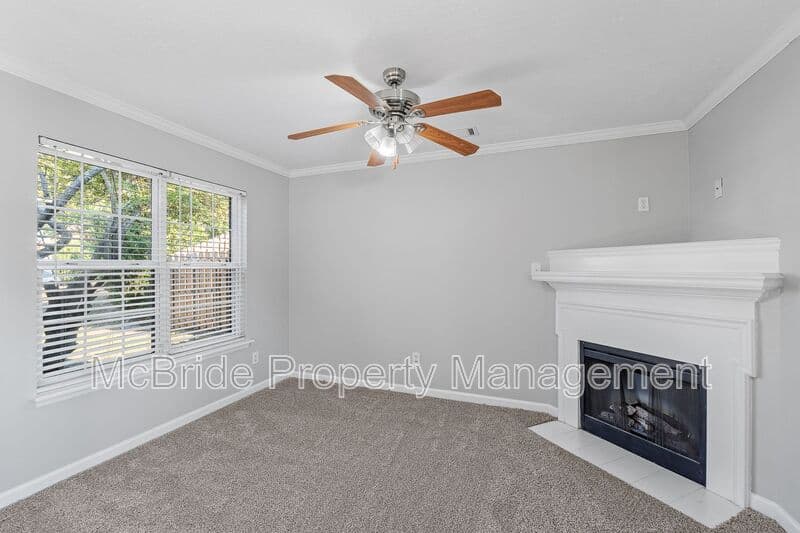 Grovetown House: 6202 Freedom Circle