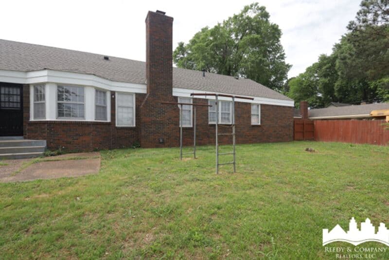 Memphis House: 1812 Whitman Rd