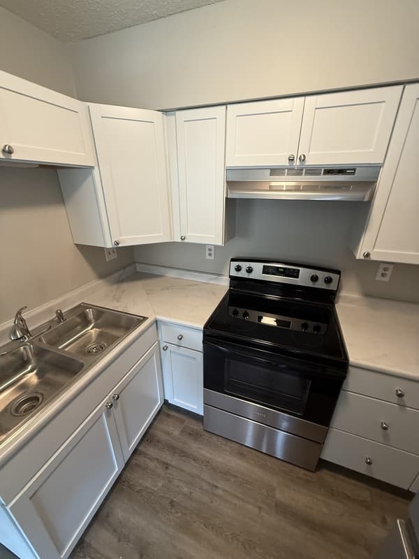 Gilbert Condo: 116 Shepard Street - 1