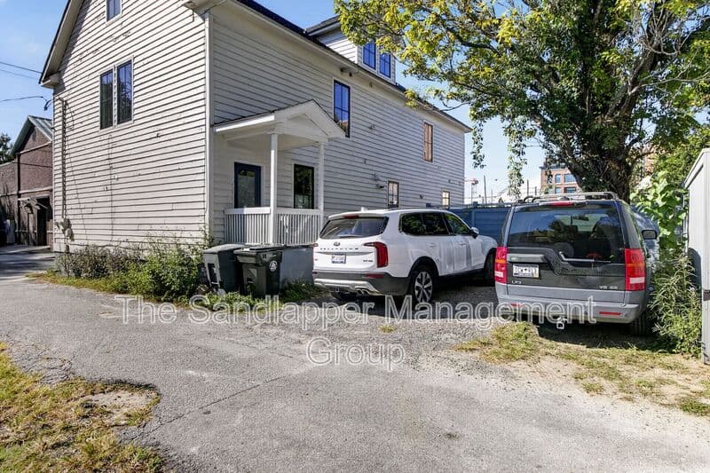 Charleston Condo: 32-A Line Street