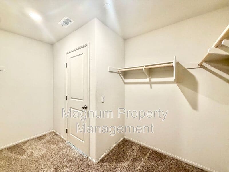 Winchester House: 31799 Woodbank Way