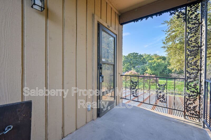 Fort Worth Condo: 4415 Bellaire Drive South
