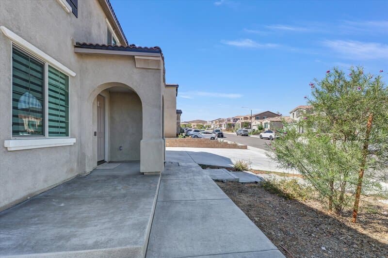 Menifee House: 25395 Summer Creek Drive