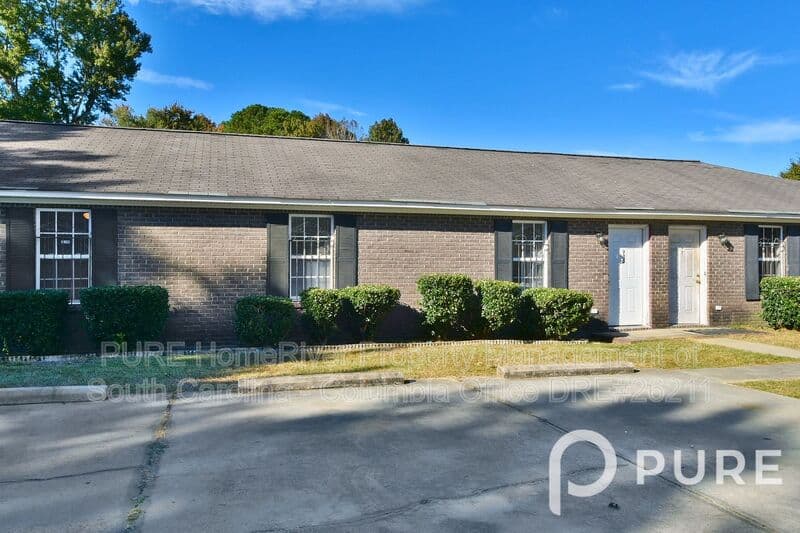 Orangeburg House: 705 Kings Rd.