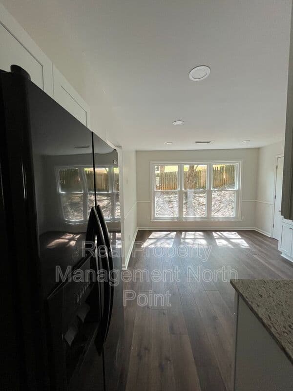 Johns Creek House: 11010 Spotted Pony Trail