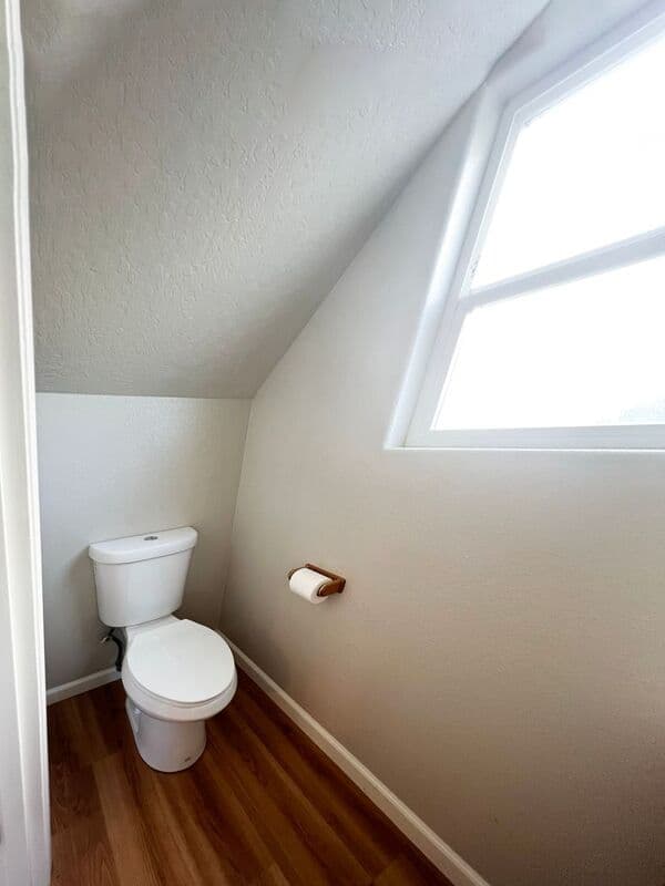 Springfield Townhome: 782 North Cloverleaf Loop
