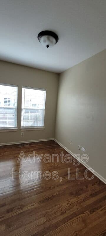 Kansas City House: 2915 Swift St